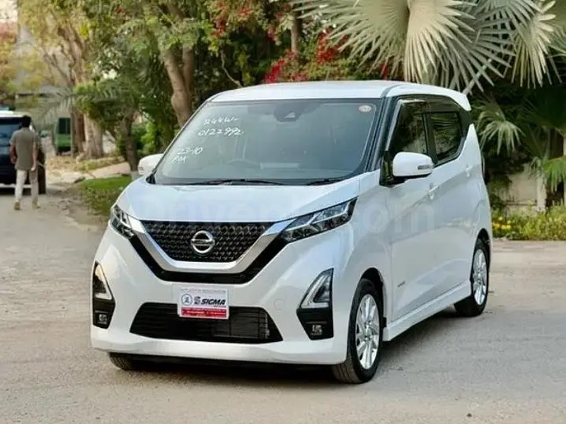 Nissan Dayz Highway Star 2022