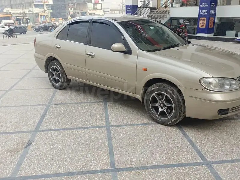Nissan Sunny 2006