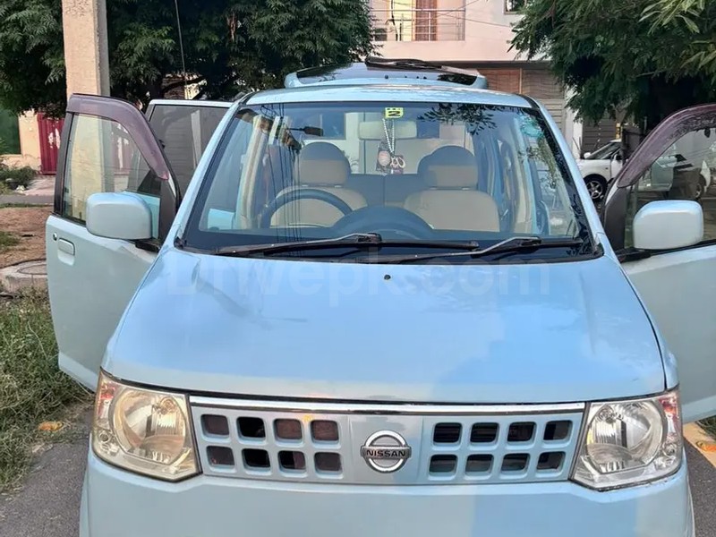Nissan Otti 2007