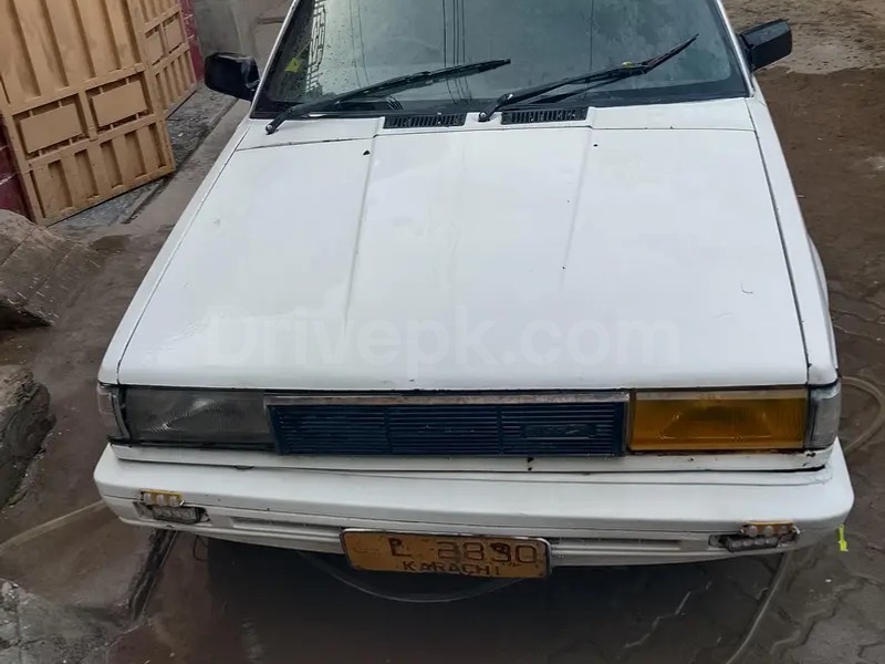 Nissan Sunny 1989