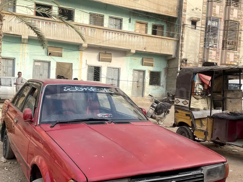 Nissan Sunny 1990