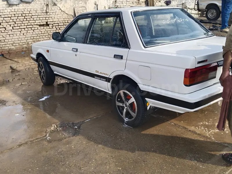 Nissan Sunny 1989