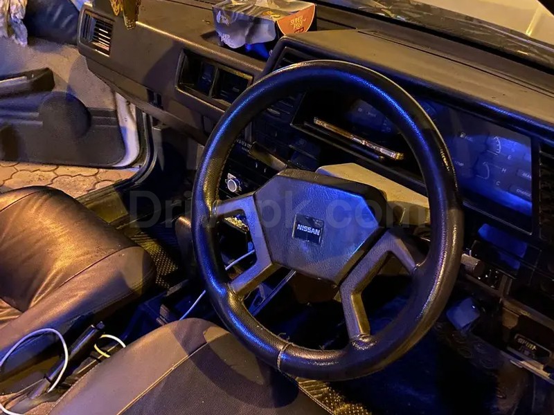 Nissan Sunny 1989