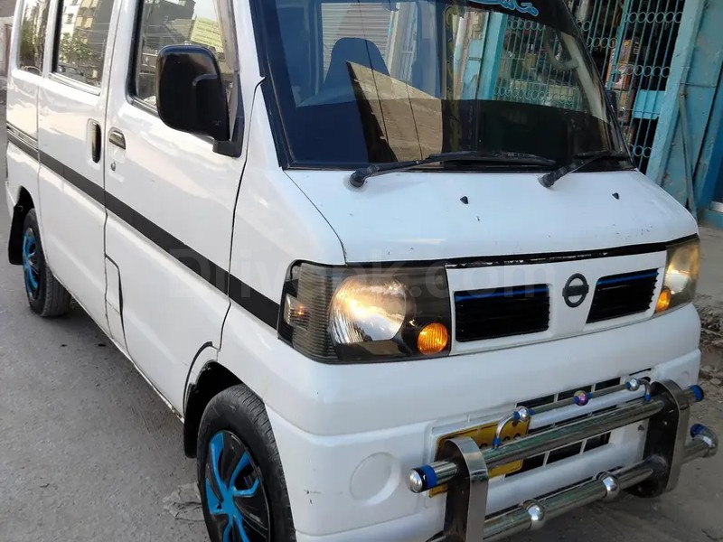 Nissan Clipper 2010