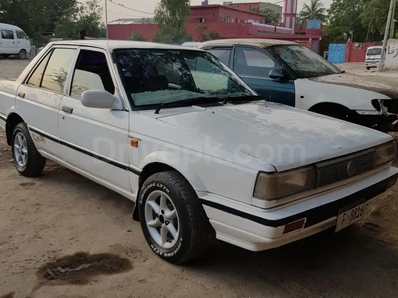 Nissan Sunny 1988