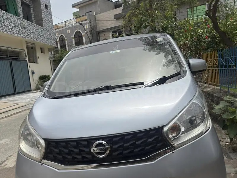 Nissan Dayz 2013
