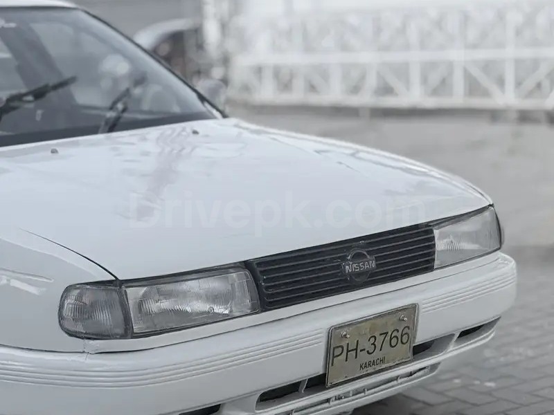 Nissan Sunny 1994