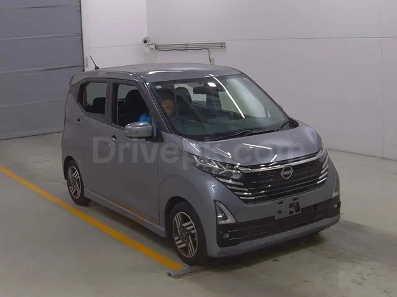 Nissan Dayz Highway Star 2023
