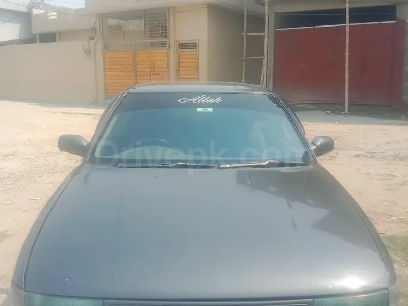Nissan Sunny 1993