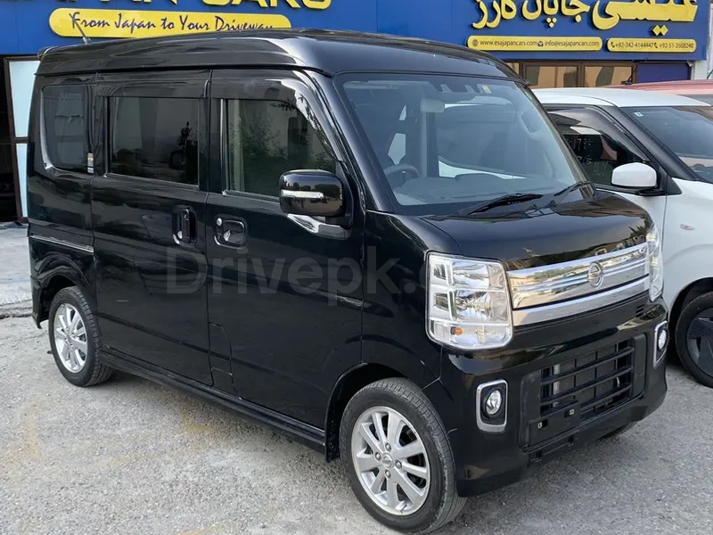 Nissan Clipper 2022
