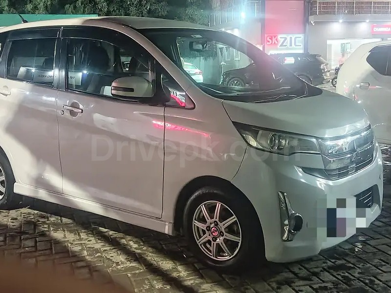 Mitsubishi EK Custom 2014