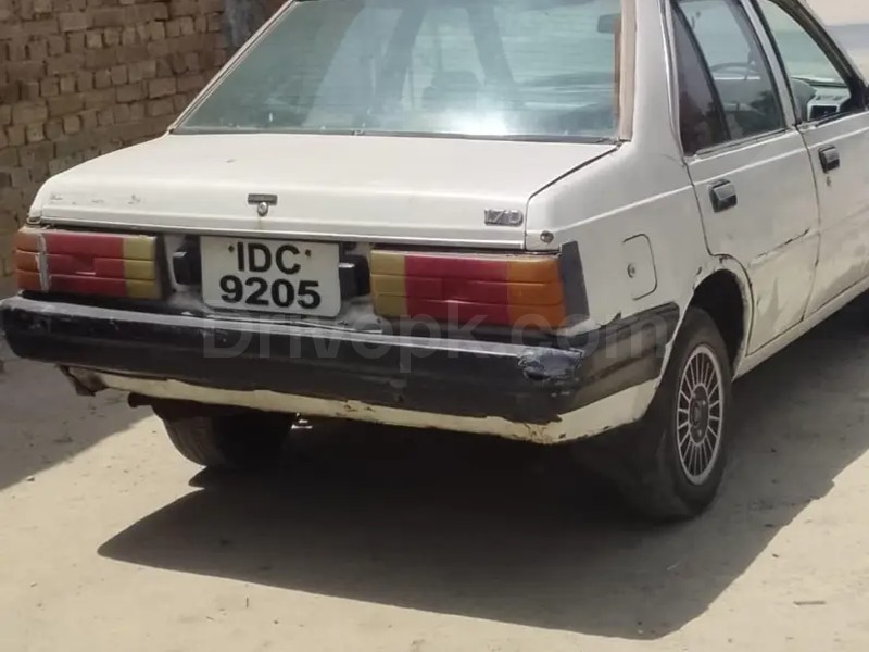 Nissan Sunny 1985