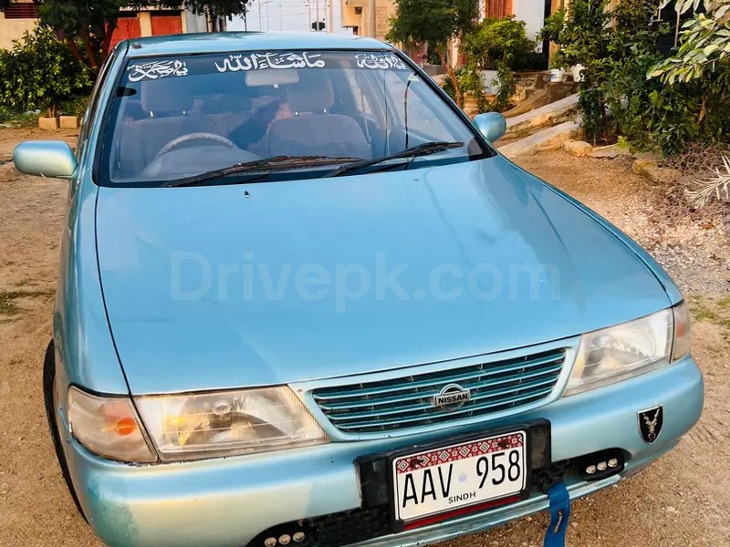 Nissan Sunny 1997