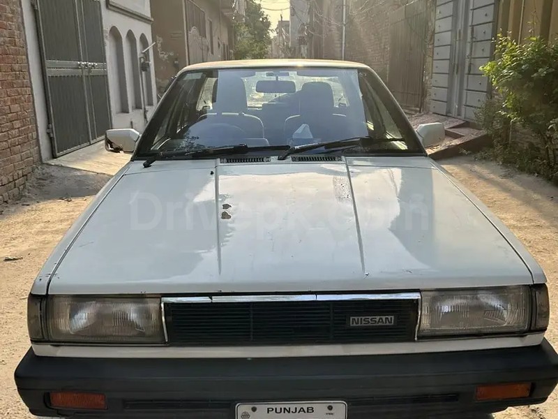 Nissan Sunny 1989