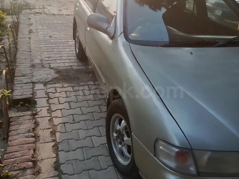 Nissan Sunny 1986