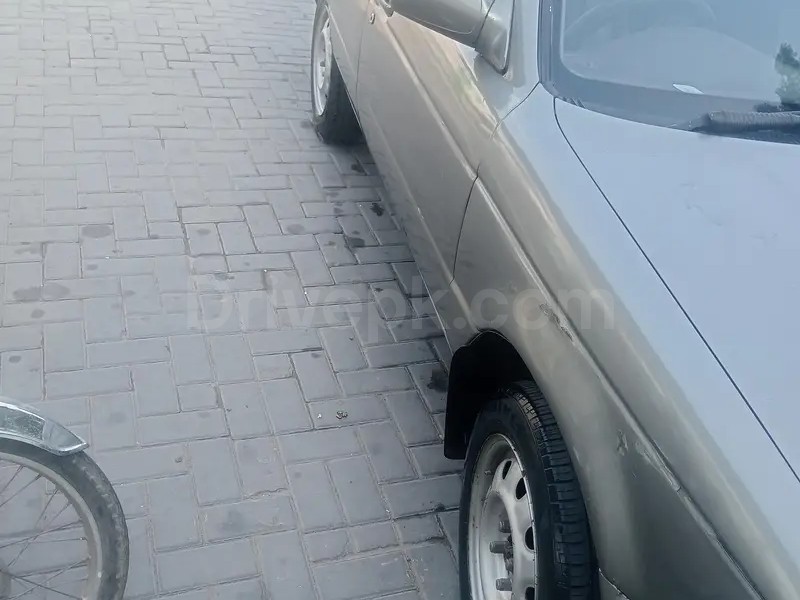 Nissan Sunny 1991