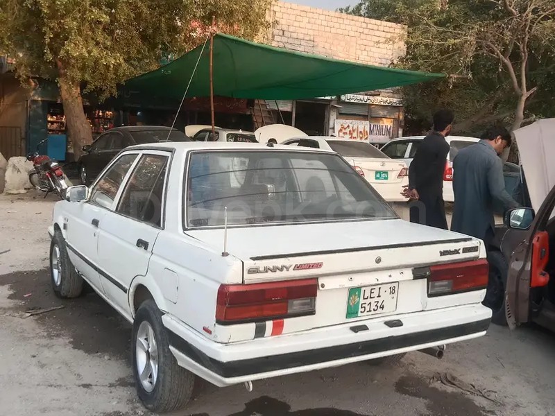 Nissan Sunny 1987