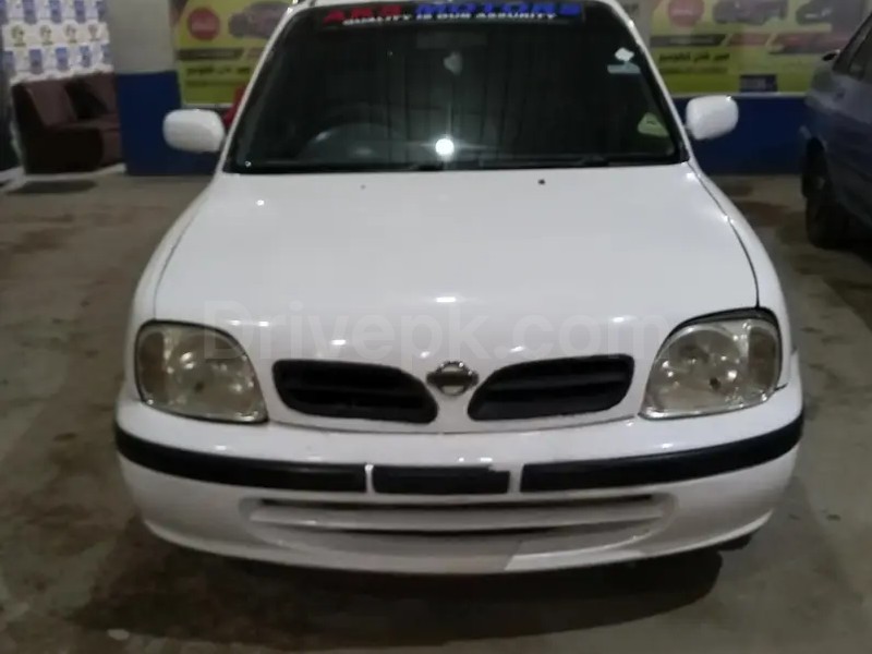 Nissan March 2002