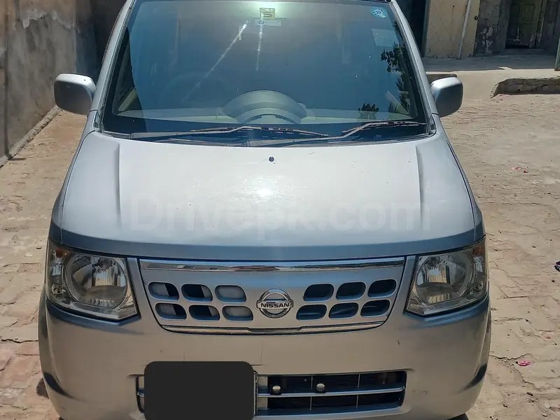 Nissan Otti 2012