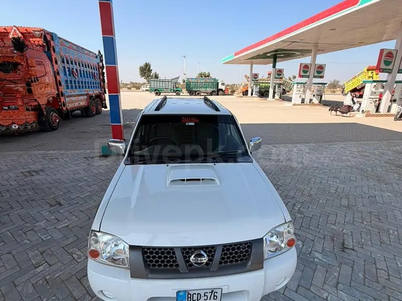 Nissan Navara 1999