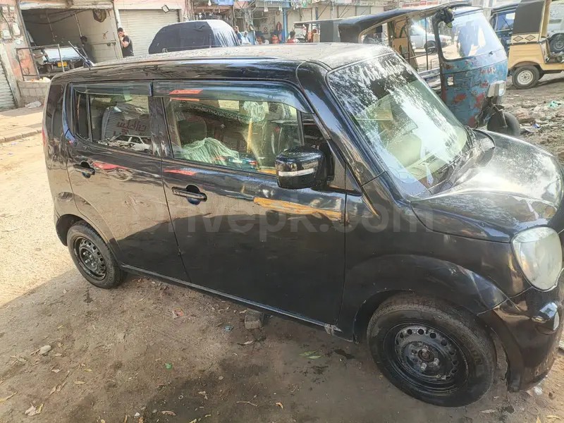 Nissan Moco 2012