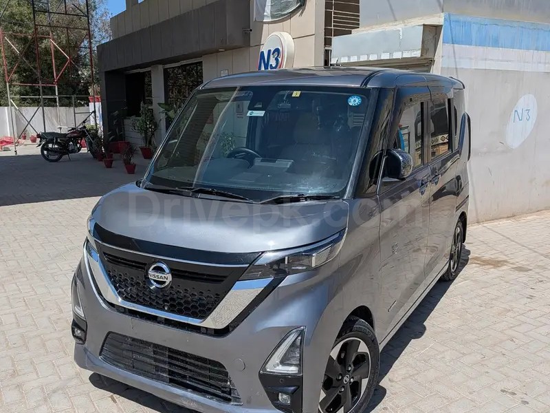 Nissan Roox 2020