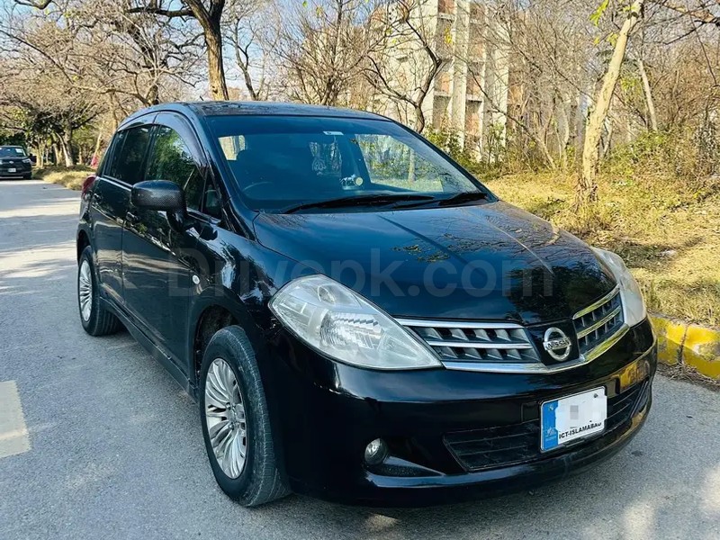Nissan Tiida 2008