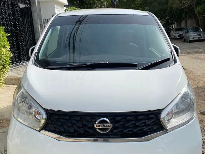 Nissan Dayz 2014
