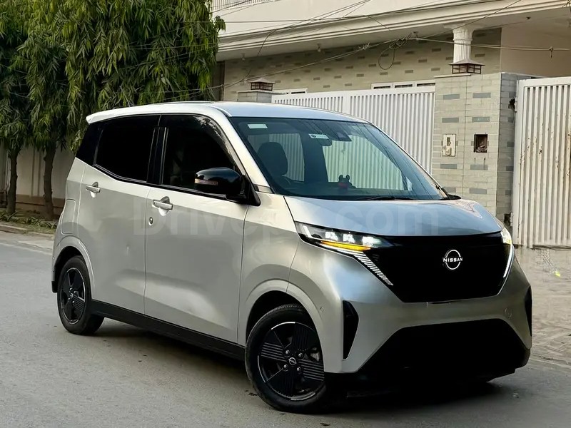 Nissan Sakura 2022