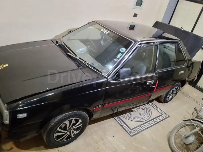 Nissan Sunny 1983