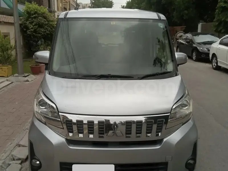 Mitsubishi EK Space Custom 2014
