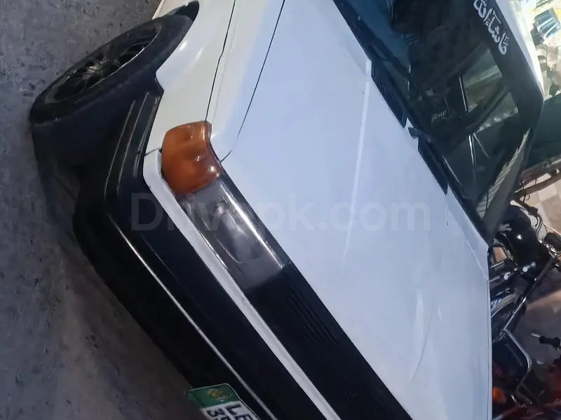 Nissan Sunny 1989
