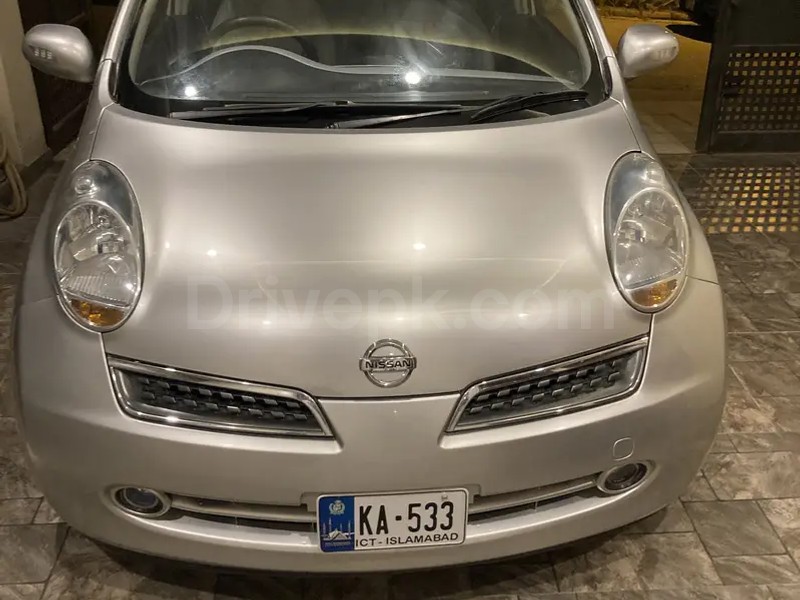Nissan March 2003