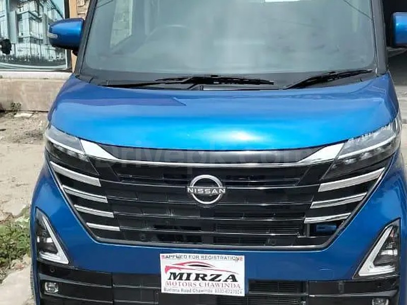 Nissan Roox 2024