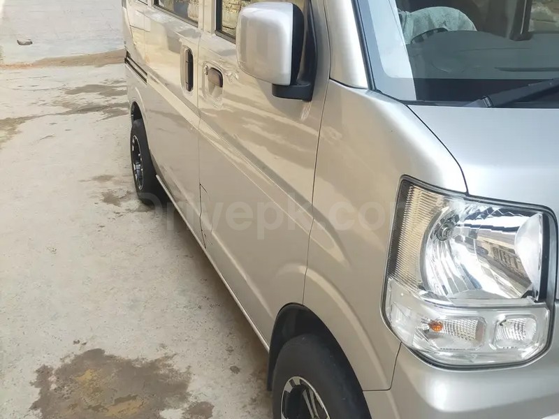Nissan Clipper 2024