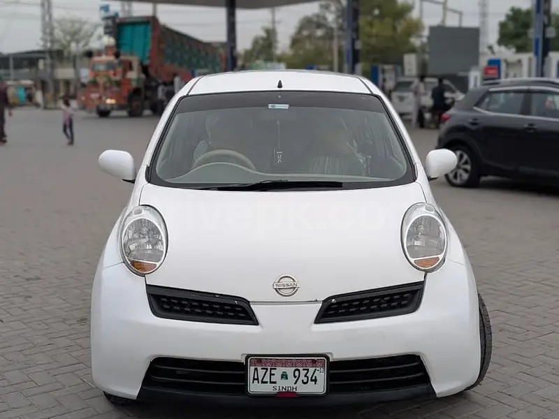 Nissan March 2007