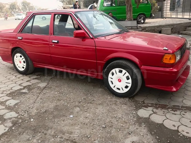 Nissan Sunny 1989