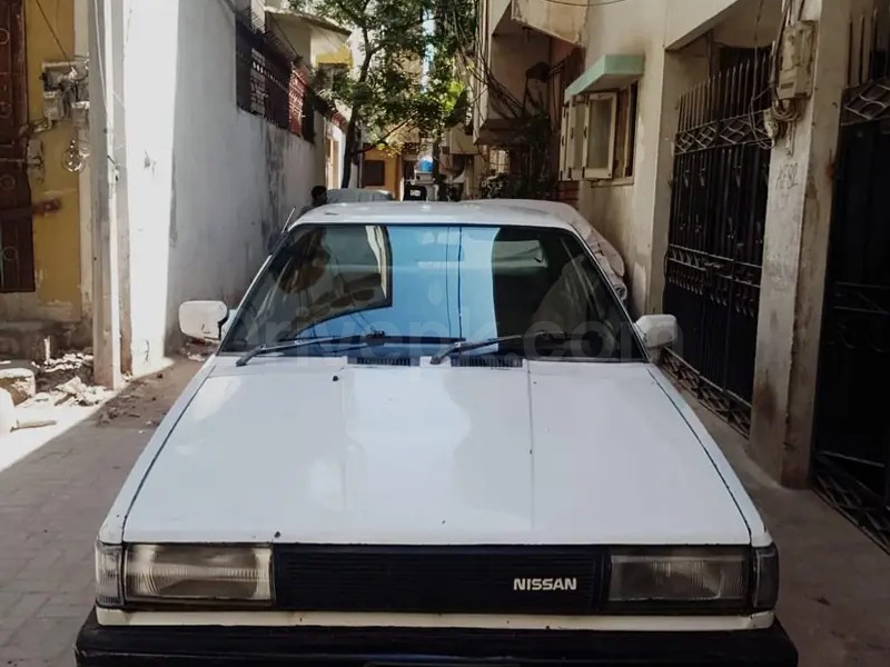 Nissan Sunny 1987