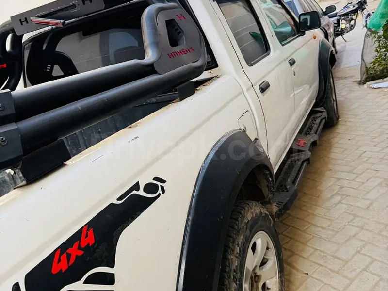 Nissan Navara 2008