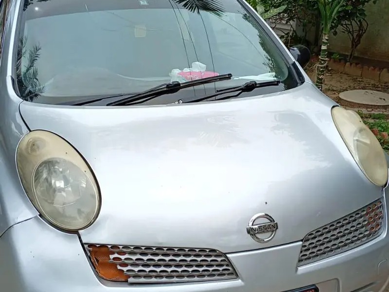 Nissan March 2004