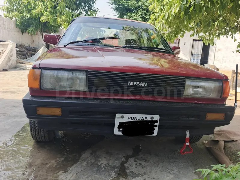 Nissan Sunny 1990