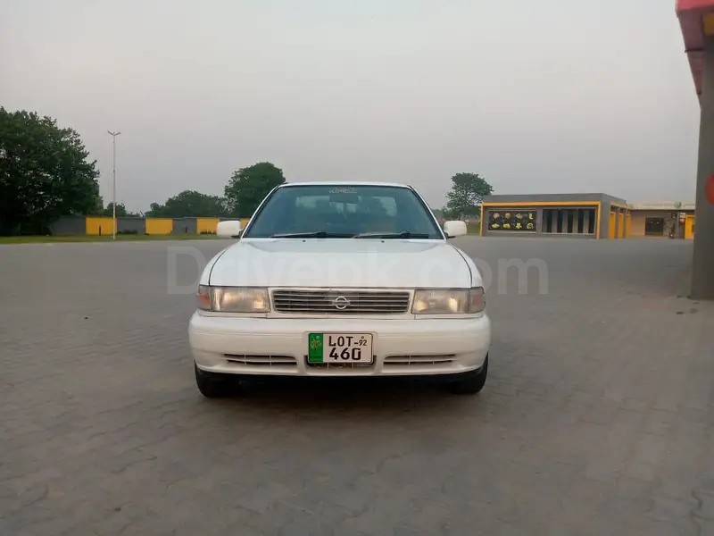 Nissan Sunny 1992