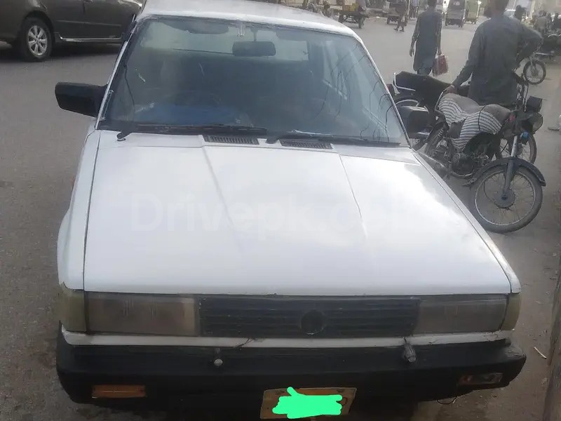 Nissan Sunny 1986