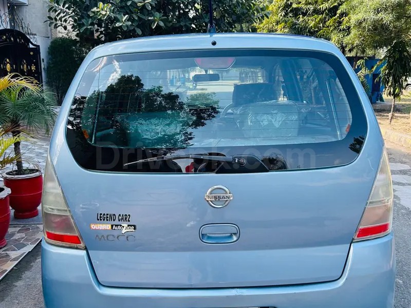 Nissan Moco 2006