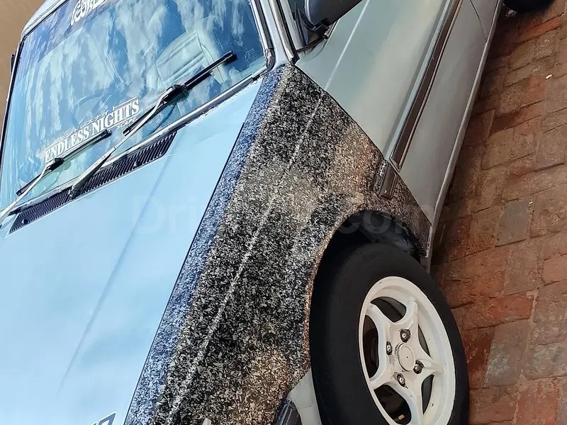 Nissan Sunny 1985