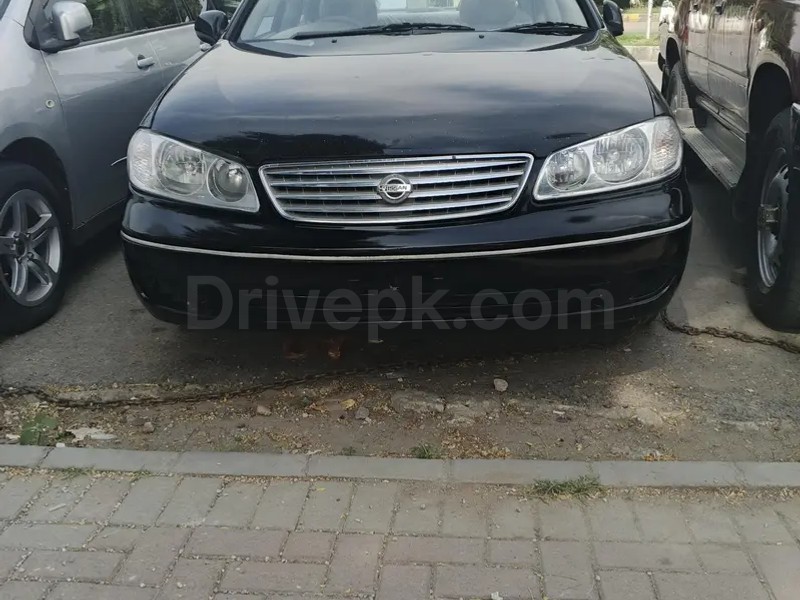 Nissan Sunny 2009