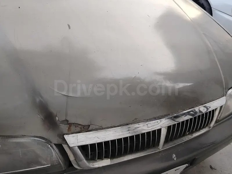 Nissan Sunny 1998