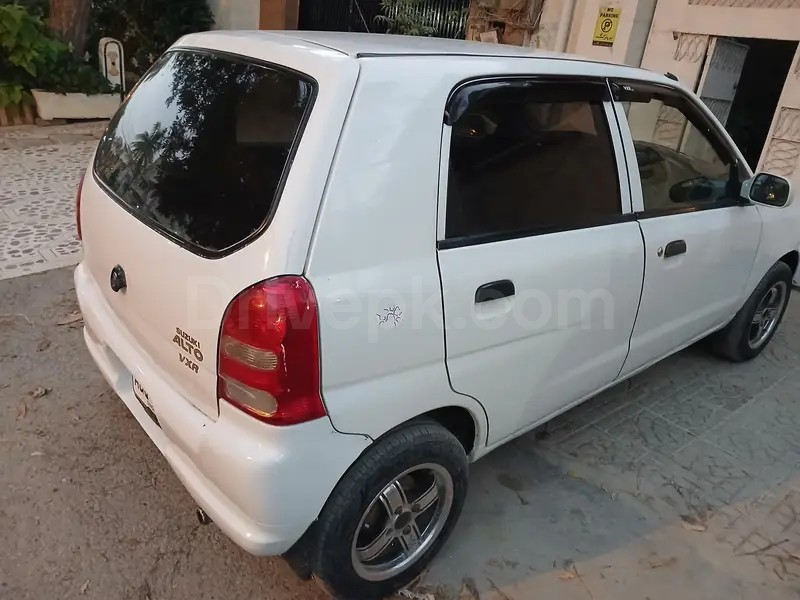 Suzuki Mehran VXR 2004