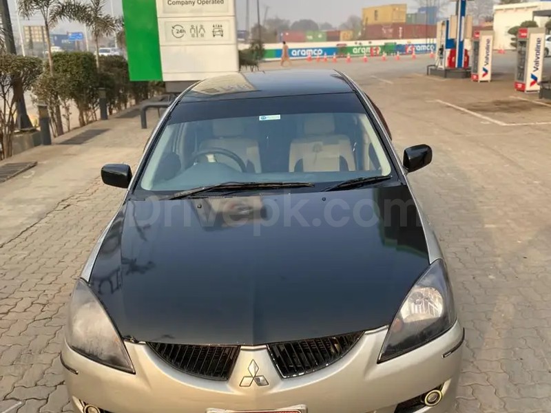 Mitsubishi Lancer 2004