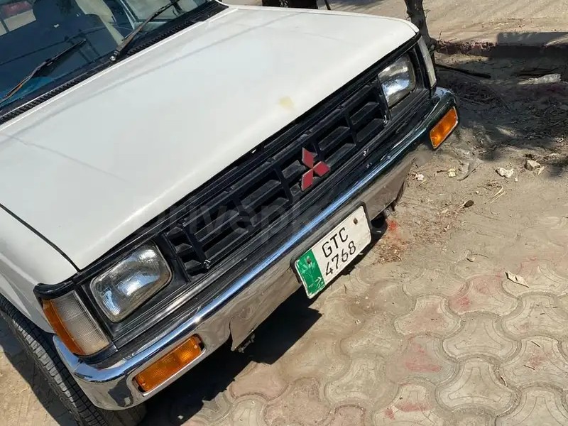 Mitsubishi L200 1990